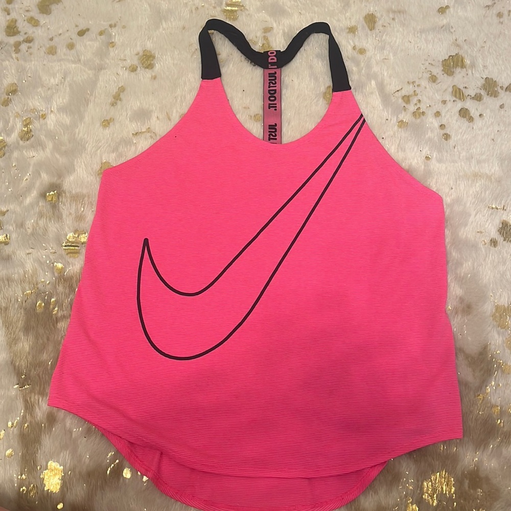 Nike• Tank